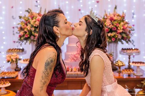 Ensaio feminino; Fotografia feminina; Recanto Bueno; Celina Munhoz; Novo Hamburgo; Fotografia Lifestyle; Nova Petropolis; Ensaio Teen; Ensaio 15th; 15 anos; Fotografo de 15 Anos; Debutante; Adriana Krieger; Manu Garcia; Porto Alegre;'