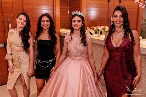 Ensaio feminino; Fotografia feminina; Recanto Bueno; Celina Munhoz; Novo Hamburgo; Fotografia Lifestyle; Nova Petropolis; Ensaio Teen; Ensaio 15th; 15 anos; Fotografo de 15 Anos; Debutante; Adriana Krieger; Manu Garcia; Porto Alegre;'