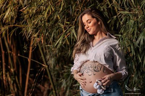 Ensaio Gestante; Mãe de Menina; Mãe de Menino; Fotografia gestante; Fotografia gestante São Leopoldo; Fotografia de família; Fotografia com animais; Ensaio de família; Gravidez; Ensaio Gestante Praia; Santa Catarina; '