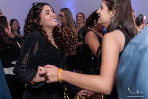 Recanto Bueno; Celina Munhoz; Novo Hamburgo; Nova Petropolis; Ensaio Teen; Ensaio 15th; 15 anos; Fotografo de 15 Anos; Debutante; Adriana Krieger; Manu Garcia; Porto Alegre; Fleck Eventos; Mig Eventos; For Kids; Ivoti;'