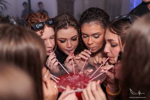 Recanto Bueno; Celina Munhoz; Novo Hamburgo; Nova Petropolis; Ensaio Teen; Ensaio 15th; 15 anos; Fotografo de 15 Anos; Debutante; Adriana Krieger; Manu Garcia; Porto Alegre; Fleck Eventos; Mig Eventos; For Kids; Ivoti;'