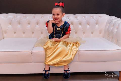 Fotografo São Leopoldo; Haka; Ensaio Feminino; Novo Hamburgo; Adriana Krieger; Manu Garcia; Celina Munhoz; Espaço 136; Esquinna da Bossta; Fotografo Lajeado; Fotografo Porto Alegre; Carnaval; Festa Fantasia; Porto Alegre;'