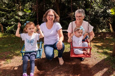 Ensaio Gestante; Mãe de Menina; Mãe de Menino; Fotografia gestante; Fotografia gestante São Leopoldo; Fotografia de família; Fotografia com animais; Ensaio de família; Gravidez; Ensaio Gestante Praia; Santa Catarina; '