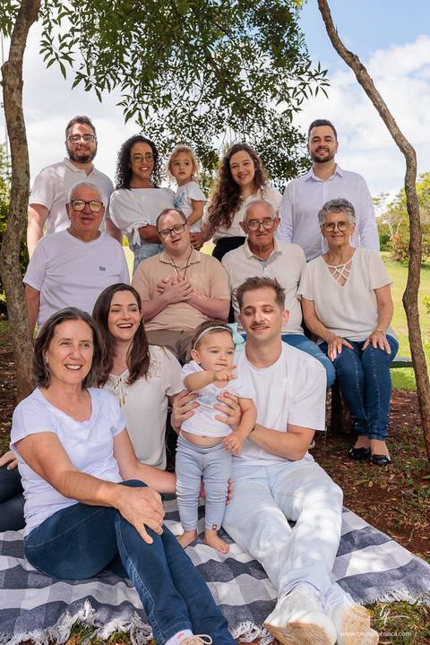 Ensaio Gestante; Mãe de Menina; Mãe de Menino; Fotografia gestante; Fotografia gestante São Leopoldo; Fotografia de família; Fotografia com animais; Ensaio de família; Gravidez; Ensaio Gestante Praia; Santa Catarina; '