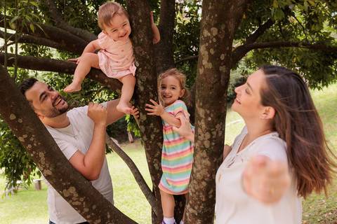 Ensaio Gestante; Mãe de Menina; Mãe de Menino; Fotografia gestante; Fotografia gestante São Leopoldo; Fotografia de família; Fotografia com animais; Ensaio de família; Gravidez; Ensaio Gestante Praia; Santa Catarina; '