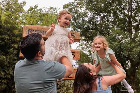 Aniversário infantil; Mig Eventos; Aniversário de criança; Fotografia infantil; Fotografia de família; São Leopoldo;  Casa de festa de são leopoldo; Fotografo infantil são leopoldo; Festança Kids; Fotografo de Canoas; Festejar; ForKids;'