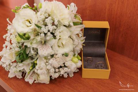 Maquiagem; Making of; Noiva; Noivo; Pré Wedding; Celina Munhoz; Adriana Kruger; Manu Garcia;  São Francisco de Paula; Fotografia de Casal; Fotografia de Casamento; Pré Wedding; São Leopoldo; Porto Alegre; Casamento Cívil; Fotografia Casamento Cívil;'