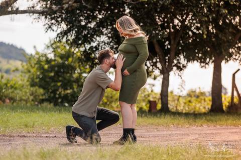 Ensaio Gestante; Mãe de Menina; Mãe de Menino; Fotografia gestante; Fotografia gestante São Leopoldo; Fotografia de família; Fotografia com animais; Ensaio de família; Gravidez; Ensaio Gestante Praia; Santa Catarina; '