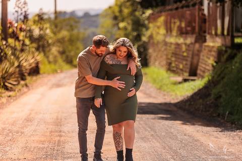 Ensaio Gestante; Mãe de Menina; Mãe de Menino; Fotografia gestante; Fotografia gestante São Leopoldo; Fotografia de família; Fotografia com animais; Ensaio de família; Gravidez; Ensaio Gestante Praia; Santa Catarina; '