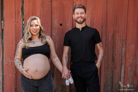 Ensaio Gestante; Mãe de Menina; Mãe de Menino; Fotografia gestante; Fotografia gestante São Leopoldo; Fotografia de família; Fotografia com animais; Ensaio de família; Gravidez; Ensaio Gestante Praia; Santa Catarina; '