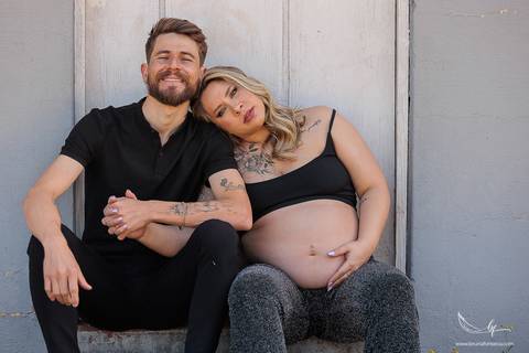Ensaio Gestante; Mãe de Menina; Mãe de Menino; Fotografia gestante; Fotografia gestante São Leopoldo; Fotografia de família; Fotografia com animais; Ensaio de família; Gravidez; Ensaio Gestante Praia; Santa Catarina; '