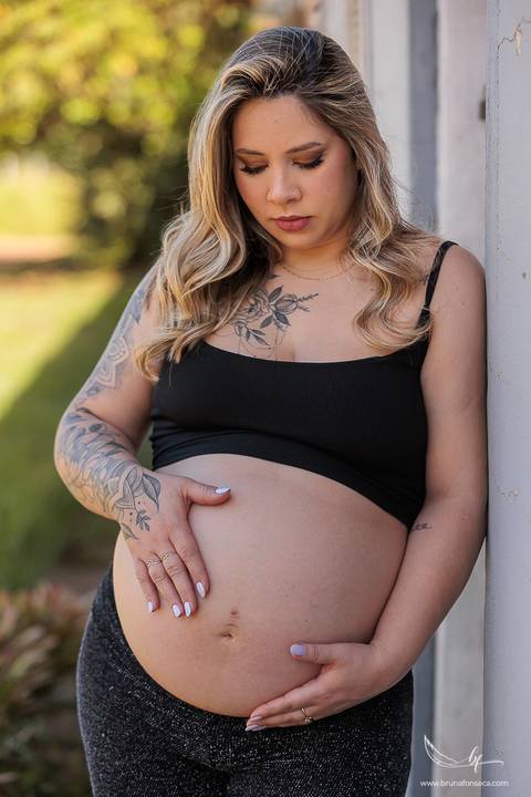 Ensaio Gestante; Mãe de Menina; Mãe de Menino; Fotografia gestante; Fotografia gestante São Leopoldo; Fotografia de família; Fotografia com animais; Ensaio de família; Gravidez; Ensaio Gestante Praia; Santa Catarina; '