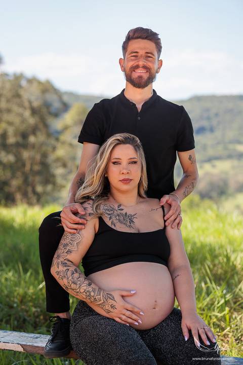 Ensaio Gestante; Mãe de Menina; Mãe de Menino; Fotografia gestante; Fotografia gestante São Leopoldo; Fotografia de família; Fotografia com animais; Ensaio de família; Gravidez; Ensaio Gestante Praia; Santa Catarina; '