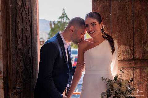 Maquiagem; Making of; Noiva; Noivo; Pré Wedding; Celina Munhoz; Adriana Kruger; Manu Garcia;  São Francisco de Paula; Fotografia de Casal; Fotografia de Casamento; Pré Wedding; São Leopoldo; Porto Alegre; Casamento Cívil; Fotografia Casamento Cívil;'