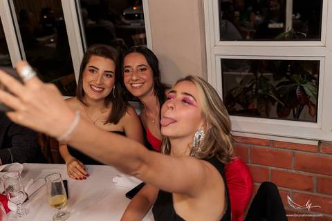 Formatura; Fotografo de Formatura; Universidade Feevale; Novo Hamburgo; São Leopoldo; Colação de grau; Unisinos; Direito; Fotografia de Formatura; Engenharia Cívil; Prova de Toga; UFRGS; Porto Alegre; UFCSPA; Medicina; Administração; PUCRS; FMP; Medicina;'