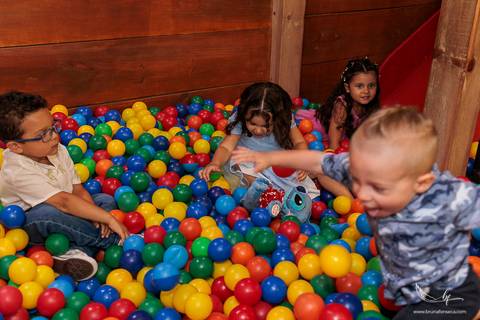 Aniversário infantil; Mig Eventos; Aniversário de criança; Fotografia infantil; Casa de festa de são leopoldo; Fotografo infantil são leopoldo;  ForKids; Ioio Bela Vista; Kids Garden São Leopoldo;'