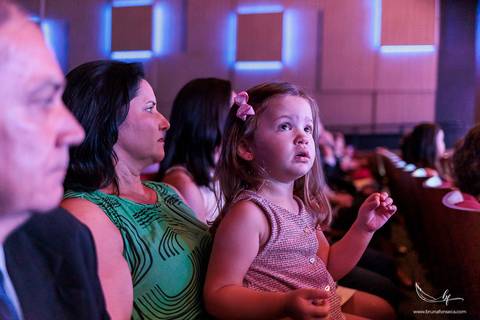 Formatura; Fotografo de Formatura; Universidade Feevale; Novo Hamburgo; São Leopoldo; Colação de grau; Unisinos; Direito; Fotografia de Formatura; Engenharia Cívil; Prova de Toga; UFRGS; Porto Alegre; UFCSPA; Medicina; Administração; PUCRS; FMP; Medicina;'