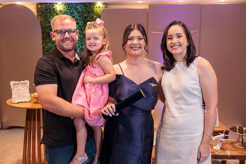 Formatura; Fotografo de Formatura; Universidade Feevale; Novo Hamburgo; São Leopoldo; Colação de grau; Unisinos; Direito; Fotografia de Formatura; Engenharia Cívil; Prova de Toga; UFRGS; Porto Alegre; UFCSPA; Medicina; Administração; PUCRS; FMP; Medicina;'