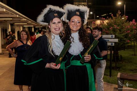 Formatura; Fotografo de Formatura; Universidade Feevale; Novo Hamburgo; São Leopoldo; Colação de grau; Unisinos; Direito; Fotografia de Formatura; Engenharia Cívil; Prova de Toga; UFRGS; Porto Alegre; UFCSPA; Medicina; Administração; PUCRS; FMP; Medicina;'