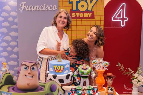 Aniversário infantil; Mig Eventos; Aniversário de criança; Fotografia infantil; Casa de festa de são Leopoldo; Fotografo infantil São Leopoldo;  ForKids; Ioiô Bela Vista; Kid's Garden São Leopoldo; Giz de Cera Novo Hamburgo; '