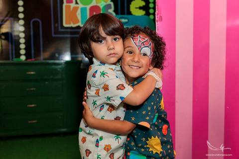 Aniversário infantil; Mig Eventos; Aniversário de criança; Fotografia infantil; Casa de festa de são Leopoldo; Fotografo infantil São Leopoldo;  ForKids; Ioiô Bela Vista; Kid's Garden São Leopoldo; Giz de Cera Novo Hamburgo; '