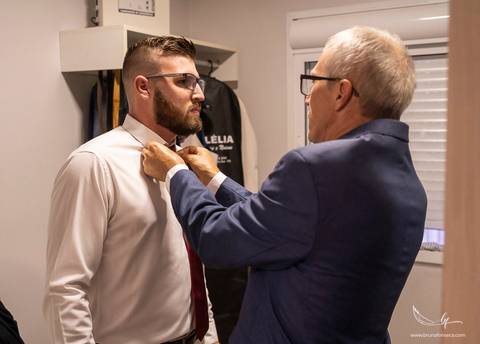 Maquiagem; Making of; Noiva; Noivo; Pré Wedding; Celina Munhoz; Adriana Kruger; Manu Garcia;  São Francisco de Paula; Fotografia de Casal; Fotografia de Casamento; Pré Wedding; São Leopoldo; Porto Alegre; Casamento Cívil; Fotografia Casamento Cívil;'