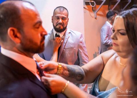 Maquiagem; Making of; Noiva; Noivo; Pré Wedding; Celina Munhoz; Adriana Kruger; Manu Garcia;  São Francisco de Paula; Fotografia de Casal; Fotografia de Casamento; Pré Wedding; São Leopoldo; Porto Alegre; Casamento Cívil; Fotografia Casamento Cívil;'