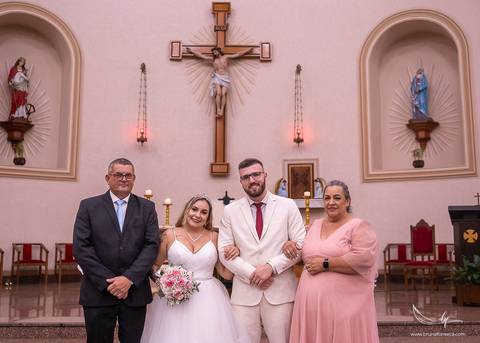 Maquiagem; Making of; Noiva; Noivo; Pré Wedding; Celina Munhoz; Adriana Kruger; Manu Garcia;  São Francisco de Paula; Fotografia de Casal; Fotografia de Casamento; Pré Wedding; São Leopoldo; Porto Alegre; Casamento Cívil; Fotografia Casamento Cívil;'