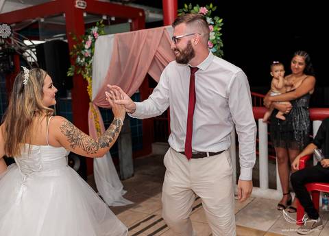 Maquiagem; Making of; Noiva; Noivo; Pré Wedding; Celina Munhoz; Adriana Kruger; Manu Garcia;  São Francisco de Paula; Fotografia de Casal; Fotografia de Casamento; Pré Wedding; São Leopoldo; Porto Alegre; Casamento Cívil; Fotografia Casamento Cívil;'