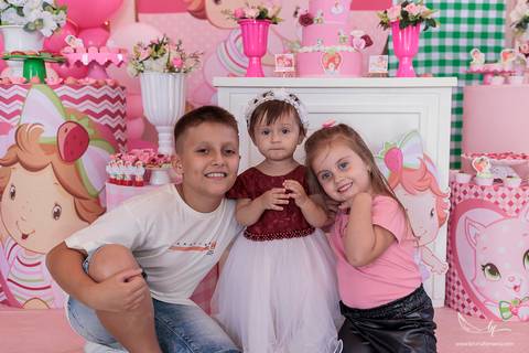 Aniversário infantil; Mig Eventos; Aniversário de criança; Fotografia infantil; Casa de festa de são Leopoldo; Fotografo infantil São Leopoldo;  ForKids; Ioiô Bela Vista; Kid's Garden São Leopoldo; Giz de Cera Novo Hamburgo; '