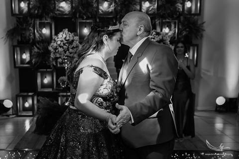 Ensaio feminino; Fotografia feminina; Recanto Bueno; Celina Munhoz; Novo Hamburgo; Fotografia Lifestyle; Nova Petropolis; Ensaio Teen; Ensaio 15th; 15 anos; Fotografo de 15 Anos; Debutante; Adriana Krieger; Manu Garcia; Gramado; Porto Alegre; DMAE;'