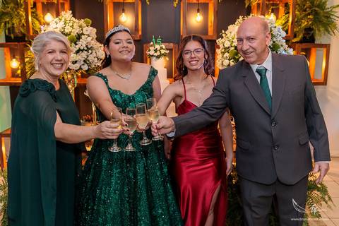 Ensaio feminino; Fotografia feminina; Recanto Bueno; Celina Munhoz; Novo Hamburgo; Fotografia Lifestyle; Nova Petropolis; Ensaio Teen; Ensaio 15th; 15 anos; Fotografo de 15 Anos; Debutante; Adriana Krieger; Manu Garcia; Gramado; Porto Alegre; DMAE;'