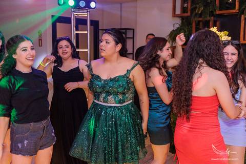 Ensaio feminino; Fotografia feminina; Recanto Bueno; Celina Munhoz; Novo Hamburgo; Fotografia Lifestyle; Nova Petropolis; Ensaio Teen; Ensaio 15th; 15 anos; Fotografo de 15 Anos; Debutante; Adriana Krieger; Manu Garcia; Gramado; Porto Alegre; DMAE;'