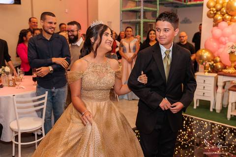 Ensaio feminino; Fotografia feminina; Recanto Bueno; Celina Munhoz; Novo Hamburgo; Fotografia Lifestyle; Nova Petropolis; Ensaio Teen; Ensaio 15th; 15 anos; Fotografo de 15 Anos; Debutante; Adriana Krieger; Manu Garcia; Gramado; Porto Alegre; DMAE;'