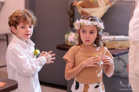 fotografia de bodas de ouro, fotógrafo bodas de ouro, renovação de votos, fotografia de casamento, casamento civil, bodas em Porto Alegre, fotógrafo de casamento, fotografia documental, casamento intimista, Igreja Nossa Senhora do Caravaggio'