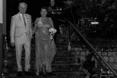 fotografia de bodas de ouro, fotógrafo bodas de ouro, renovação de votos, fotografia de casamento, casamento civil, bodas em Porto Alegre, fotógrafo de casamento, fotografia documental, casamento intimista, Igreja Nossa Senhora do Caravaggio'