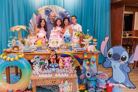 Fotografia de festa infantil Porto Alegre, Kids Choice Porto Alegre, aniversário de 4 anos, fotógrafa de festa infantil, fotografia documental infantil, Bruna Fonseca, aniversário Stitch, fotógrafa Porto Alegre, festa de criança, memória em família.'