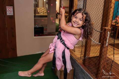 Fotografia de festa infantil Porto Alegre, Kids Choice Porto Alegre, aniversário de 4 anos, fotógrafa de festa infantil, fotografia documental infantil, Bruna Fonseca, aniversário Stitch, fotógrafa Porto Alegre, festa de criança, memória em família.'