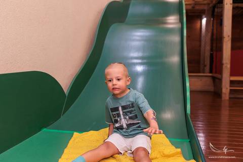 Fotografia de festa infantil Porto Alegre, Kids Choice Porto Alegre, aniversário de 4 anos, fotógrafa de festa infantil, fotografia documental infantil, Bruna Fonseca, aniversário Stitch, fotógrafa Porto Alegre, festa de criança, memória em família.'