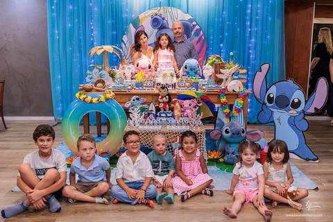 Fotografia de festa infantil Porto Alegre, Kids Choice Porto Alegre, aniversário de 4 anos, fotógrafa de festa infantil, fotografia documental infantil, Bruna Fonseca, aniversário Stitch, fotógrafa Porto Alegre, festa de criança, memória em família.'