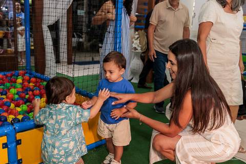 Fotografia de festa infantil São Leopoldo, Happy Fest São Leopoldo, aniversário de 1 ano, fotógrafa documental de família, fotógrafa infantil São Leopoldo, Bruna Fonseca, acompanhamento de famílias, fotografia de aniversário infantil, Vale dos Sinos.'