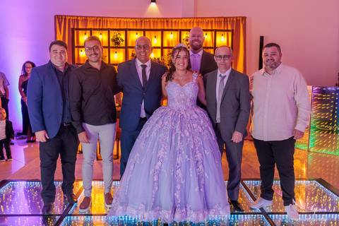 Festa de 15 anos São Leopoldo, fotografia de 15 anos, Fleck Eventos São Leopoldo, fotógrafa de debutante, fotografia documental, Bruna Fonseca, aniversário de 15 anos, fotógrafa São Leopoldo, festa de debutante Vale dos Sinos.'