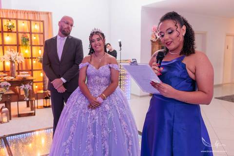 Festa de 15 anos São Leopoldo, fotografia de 15 anos, Fleck Eventos São Leopoldo, fotógrafa de debutante, fotografia documental, Bruna Fonseca, aniversário de 15 anos, fotógrafa São Leopoldo, festa de debutante Vale dos Sinos.'