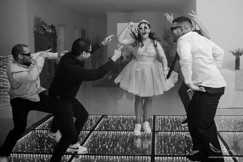 Festa de 15 anos São Leopoldo, fotografia de 15 anos, Fleck Eventos São Leopoldo, fotógrafa de debutante, fotografia documental, Bruna Fonseca, aniversário de 15 anos, fotógrafa São Leopoldo, festa de debutante Vale dos Sinos.'