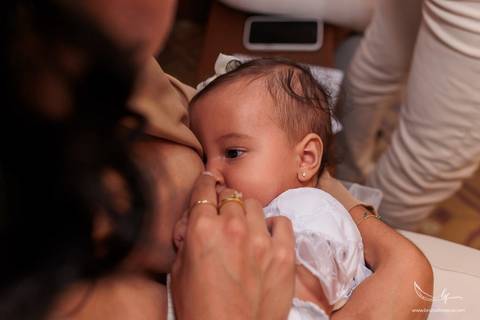 Batizado em Canoas, Paróquia São Luís Gonzaga Canoas, fotografia de batizado, fotógrafa de batizado Canoas, fotografia documental de família, Bruna Fonseca, batizado católico, fotógrafa documental, batizado infantil, Rio Grande do Sul.'