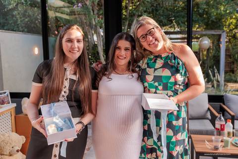Chá de bebê São Leopoldo, Jardim Secreto Casa de Eventos, fotografia de chá de bebê, fotógrafa gestante São Leopoldo, fotografia documental de família, Bruna Fonseca, espera do bebê, chá revelação e chá de bebê, Vale dos Sinos.'
