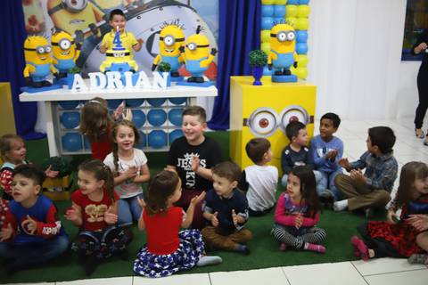 Aniversário infantil; Mig Kids; Festejar; Aniversário de criança; Fotografia infantil; Fotografia de família; São Leopoldo;  Casa de festa de são leopoldo; Fotografo infantil são leopoldo; Dois Irmãos; Canoas; Inflável Park;'