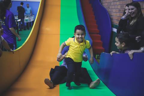 Aniversário infantil; Mig Kids; Festejar; Aniversário de criança; Fotografia infantil; Fotografia de família; São Leopoldo;  Casa de festa de são leopoldo; Fotografo infantil são leopoldo; Dois Irmãos; Canoas; Inflável Park;'