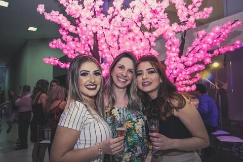 Fotografia de Eventos; Camarim Madri; Adriana Kruger; Manu Garcia; Boh Produções; LX Decor; Inauguração; Castelamare; Jornal VS; Revista News;'