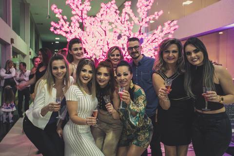 Fotografia de Eventos; Camarim Madri; Adriana Kruger; Manu Garcia; Boh Produções; LX Decor; Inauguração; Castelamare; Jornal VS; Revista News;'
